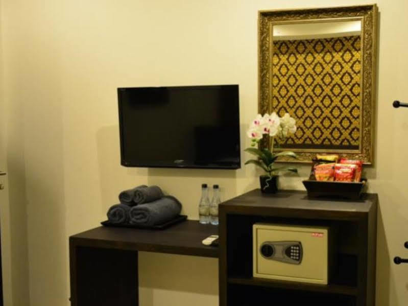 Adamaz House Hotel Bangkok Luaran gambar